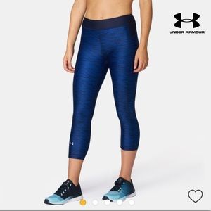 Under Armour heat gear Capri size S *midnight navy